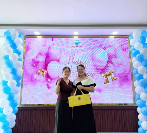 CHÚC MỪNG SINH NHẬT SẾP PHƯỢNG - "NGƯỜI TRUYỀN LỬA" CỦA BÍCH PHƯƠNG