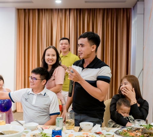 KỶ NIỆM 2 NĂM THÀNH LẬP CÔNG TY QUÀ TẶNG BÍCH PHƯƠNG – HÀNH TRÌNH 9/5/2023 – 9/5/2025