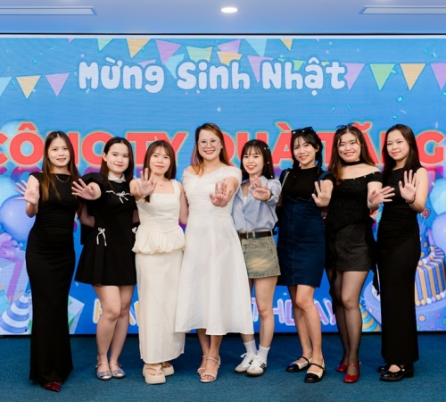KỶ NIỆM 2 NĂM THÀNH LẬP CÔNG TY QUÀ TẶNG BÍCH PHƯƠNG – HÀNH TRÌNH 9/5/2023 – 9/5/2025