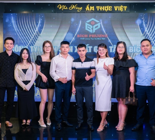 LỄ TỔNG KẾT HOẠT ĐỘNG KINH DOANH QUÝ 2/2025 – QUÀ TẶNG BÍCH PHƯƠNG