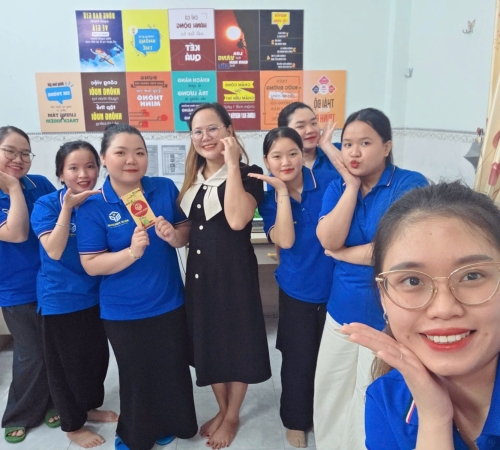 CHÚC MỪNG MS. MIỀN – CHIẾN BINH KINH DOANH BỨT PHÁ CUỐI THÁNG 10! 