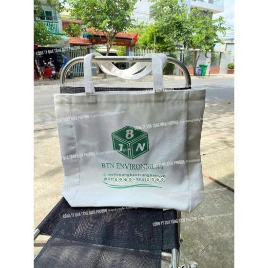 TÚI CANVAS IN LOGO THEO YÊU CẦU – GIẢI PHÁP QUÀ TẶNG THÂN THIỆN, THƯƠNG HIỆU RÕ RÀNG